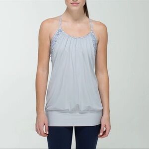 Lululemon No Limits Tank Top Silver
Spoon Petite Fleur Silver